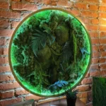 Круглое панно «Nature portal» из мха и растений