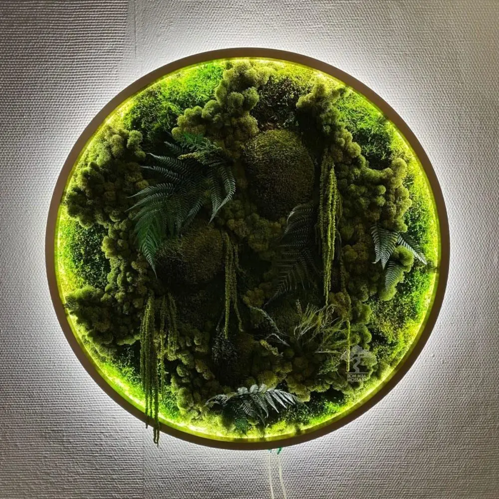 Круглое панно «Nature portal» из мха и растений Круглое панно «Nature portal» из мха и растений