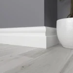 Плинтус Ultrawood Base 0010 (2440 x 127 x 25 мм.)