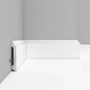 Плинтус напольный A025 DECOMASTER 70*15*2000 мм