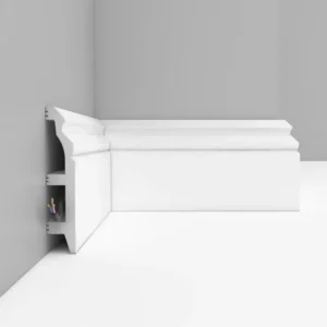 Плинтус белый D232-115 DECOMASTER 100*22*2400 мм