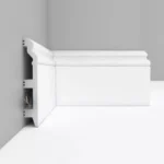 Плинтус белый D233-115 DECOMASTER 120*23*2400 мм