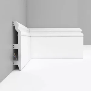 Плинтус белый D233-115 DECOMASTER 120*23*2400 мм