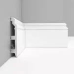 Плинтус напольный D233 DECOMASTER 120*23*2000 мм