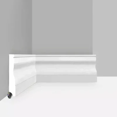Плинтус белый D153-115 DECOMASTER 95*12*2000 мм