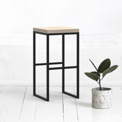 Барный табурет flatmoon из дуба в белом цвете ARCHPOLE