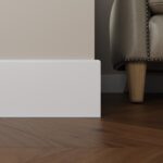Плинтус Ultrawood арт. Base 1010 i (2000 x 100 x 10 мм.)