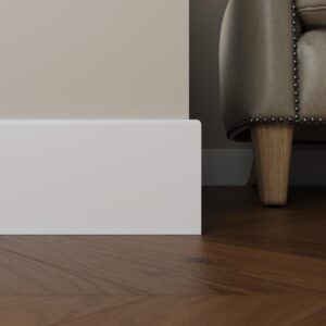 Плинтус белый Ultrawood арт. Base 1010 p (2000 x 100 x 10 мм.)