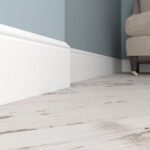 Плинтус Ultrawood арт. Base 5011 i (2000 x 165 x 14 мм.)