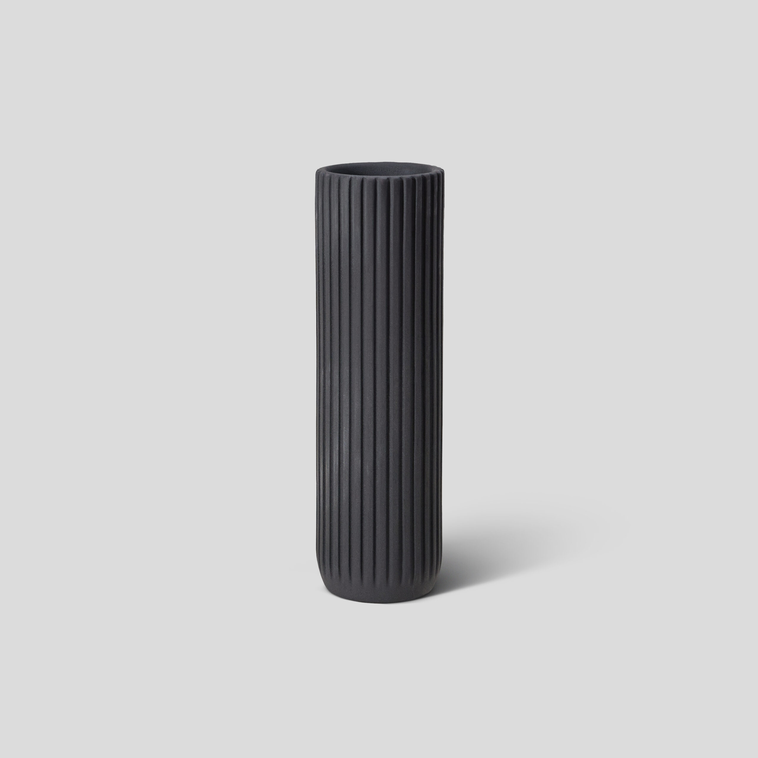 Ваза Strips Tall - Dark navy (Shapes & Shades) Ваза Strips Tall - Dark navy (Shapes & Shades)
