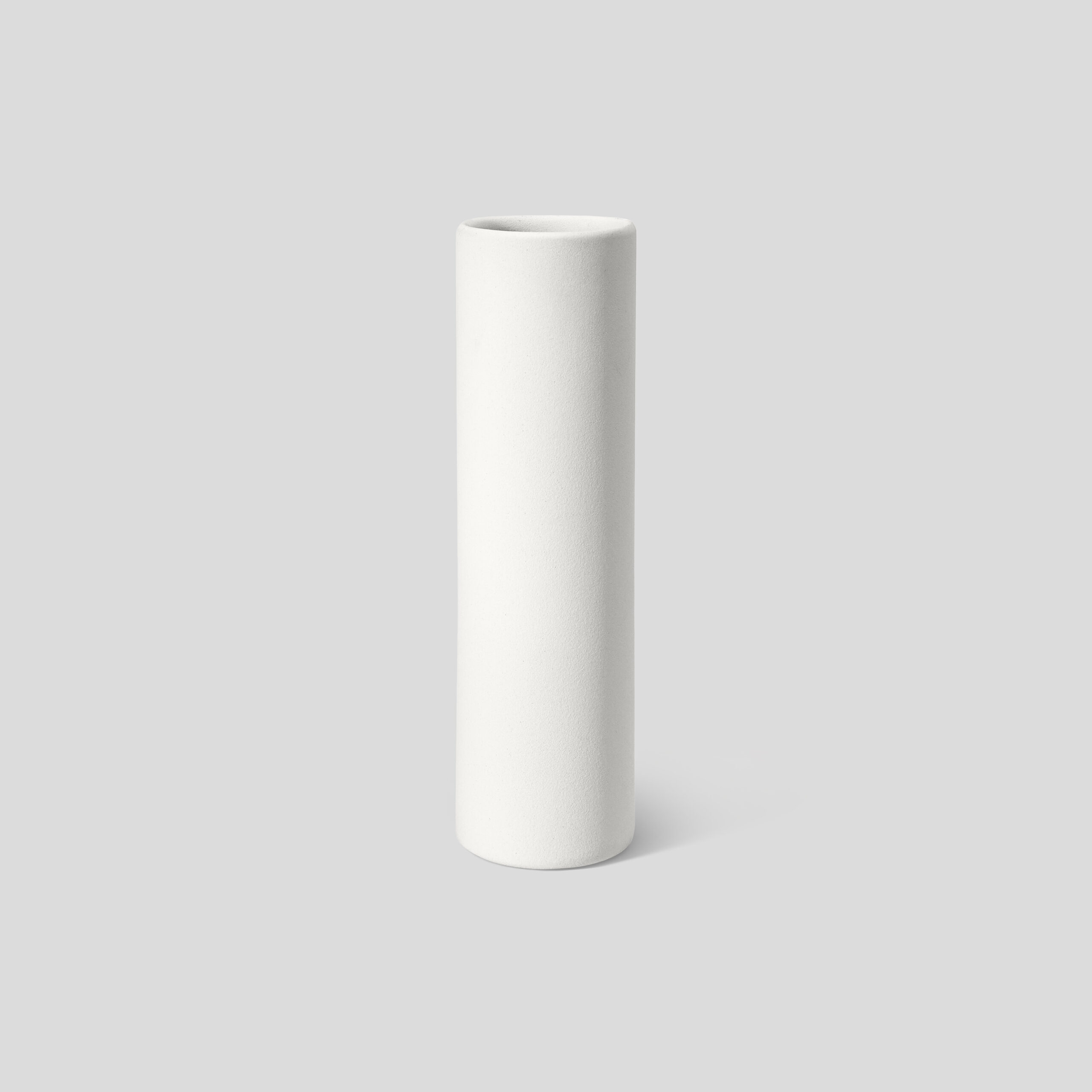 Ваза Smooth Tall - Snow white (Shapes & Shades) Ваза Smooth Tall - Snow white (Shapes & Shades)